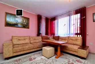 Тристаен апартамент с южно изложение в Остромила, Пловдив