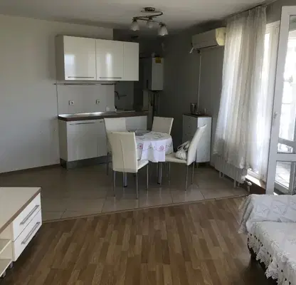 Снимка 5 — Тристаен апартамент в София, Павлово