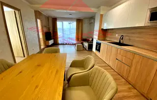 Тристаен апартамент в Шумен, Пазара