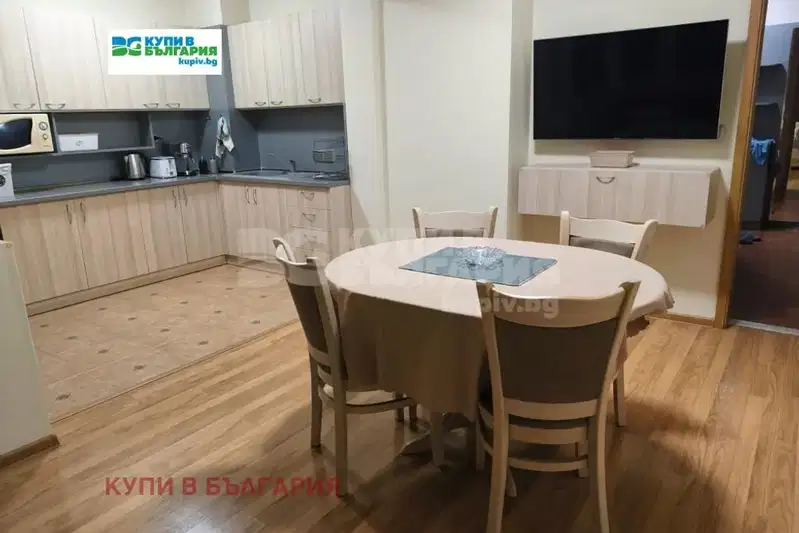 Тристаен апартамент във Варна, Победа