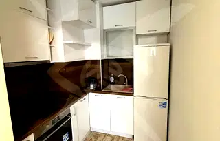 Тристаен апартамент във Варна, Погреби