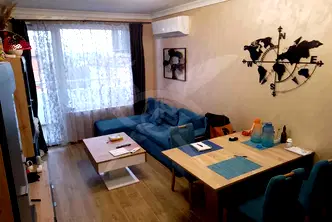 Тристаен апартамент във Варна, Погреби