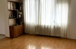 Тристаен апартамент с гледка към планината в Разсадника, София