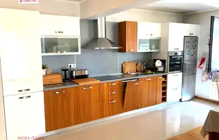 Тристаен апартамент в София, Редута