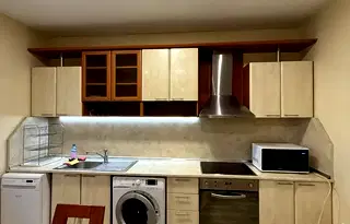 Тристаен апартамент в Плевен, Широк център