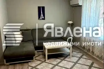 Тристаен апартамент в Благоев, Широк център