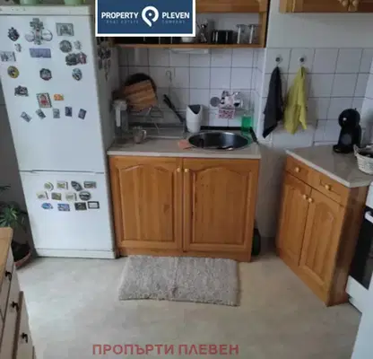 Снимка 3 — Тристаен апартамент в Плевен, Широк център