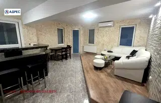 Тристаен апартамент в Плевен, Широк център