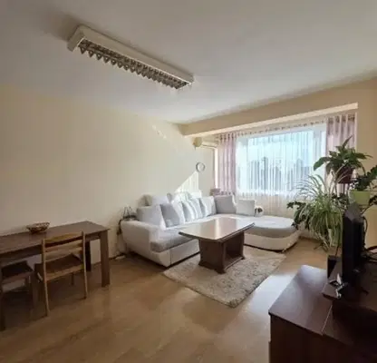 Photo 2 — 3-bedroom apartment in Burgas, Slaveikov