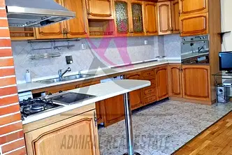 Тристаен апартамент във Варна, Спортна зала
