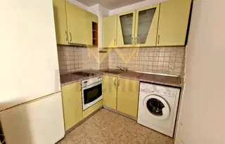 Тристаен апартамент във Варна, Спортна зала