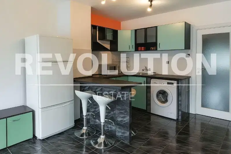 3-bedroom apartment in Varna, Sportna Zala