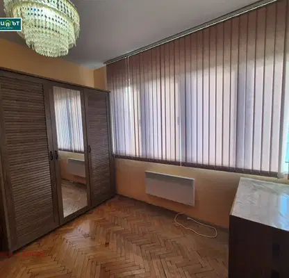 Снимка 5 — Тристаен апартамент във Варна, Стадион Спартак