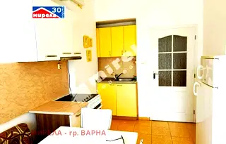 Тристаен апартамент във Варна, ВИНС-Червен площад