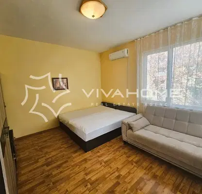 Photo 3 — 3-bedroom apartment in Varna, Vins-Cherven Ploshtad