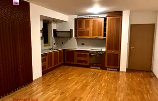Тристаен апартамент в София, Витоша