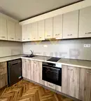 Тристаен апартамент във Варна, Владислав Варненчик 1