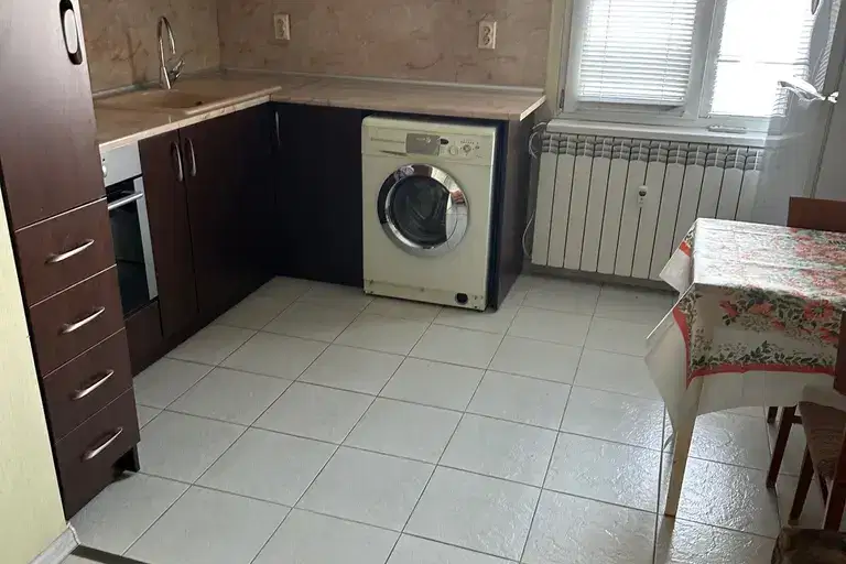 Тристаен апартамент в Русе, Възраждане