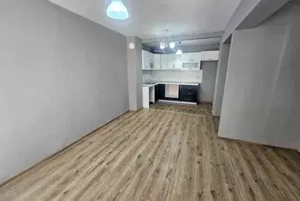 Тристаен апартамент в Кърджали, Възрожденци