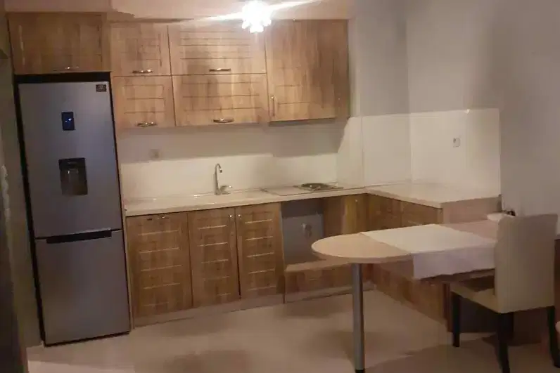 3-bedroom apartment in Kyrdjali, Vyzrojdenci