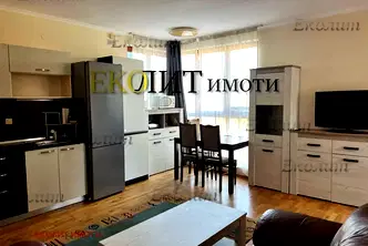 Тристаен апартамент в София, в.з.Киноцентъра