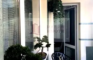 Тристаен апартамент в Русе, Ялта