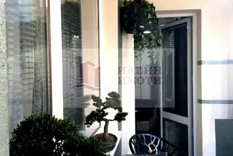 Тристаен апартамент в Русе, Ялта
