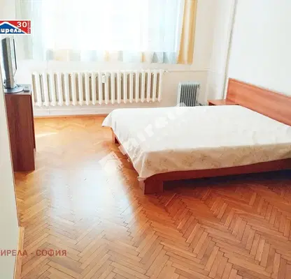 Снимка 4 — Тристаен апартамент в София, Яворов