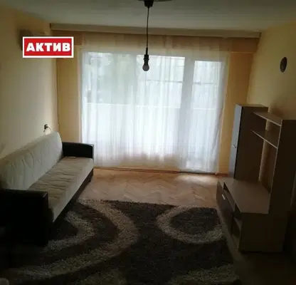Снимка 2 — Тристаен апартамент в Търговище, Запад 2