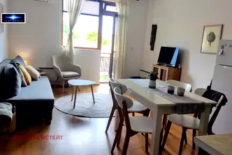 Тристаен апартамент в Благоевград, Банско