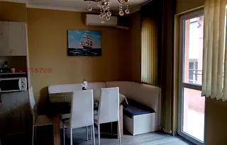 Тристаен апартамент в Бургас, Несебър