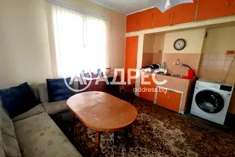 Тристаен апартамент в Пловдив, Карлово