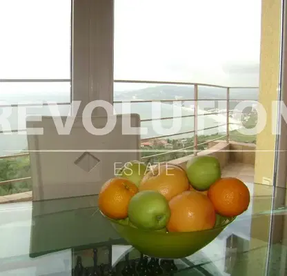 Photo 3 — 3-bedroom apartment in Oblast Varna, Kichevo