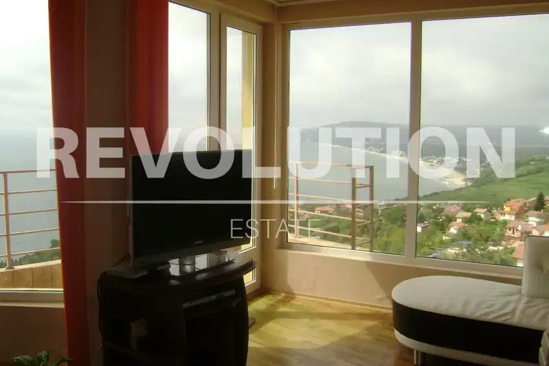 3-bedroom apartment in Oblast Varna, Kichevo