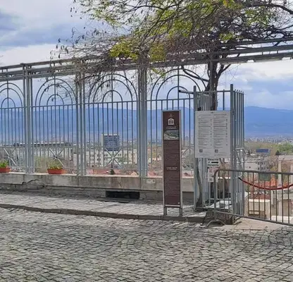 Снимка 2 — Заведение в Старият
