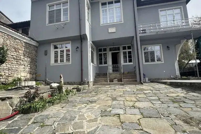 Venue in Старият