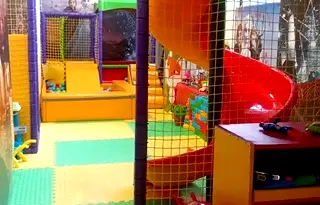 Заведение във Велико Търново, Бузлуджа