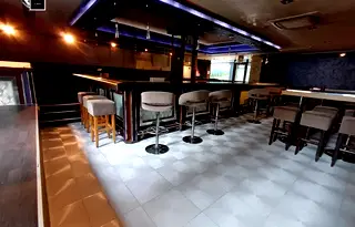 Заведение във Варна, Център