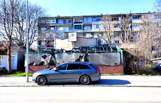 Заведение в Русе, Здравец