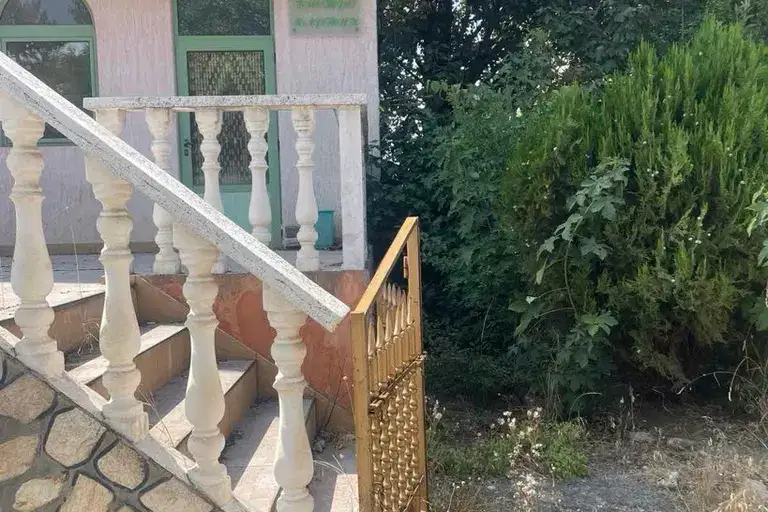 Заведение в София, с. Горна Малина