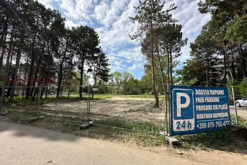 Гараж/Паркомясто в Бургас, к.к. Слънчев бряг