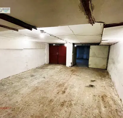 Photo 2 — Garage/Parking in Ruse, Centyr