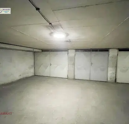 Photo 3 — Garage/Parking in Ruse, Centyr