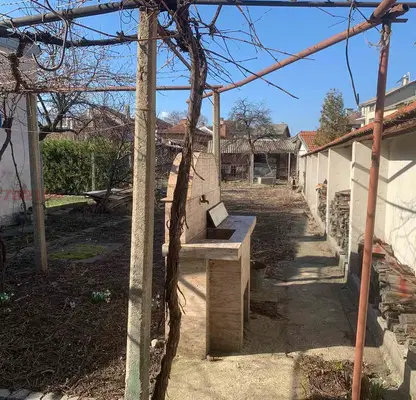 Photo 2 — House in област София, Kostenec
