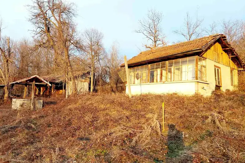 Парцел в Габрово, Тлъчници