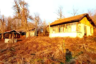 Парцел в Габрово, Тлъчници