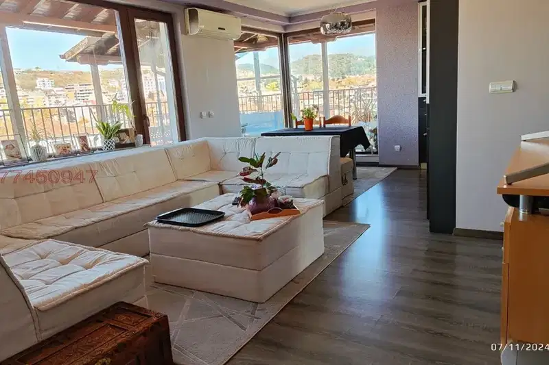 3-bedroom apartment in Благоев, Идеален център