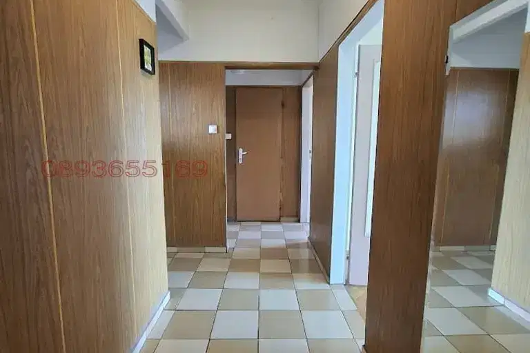 3-bedroom apartment in Sofiya, Nadejda 1