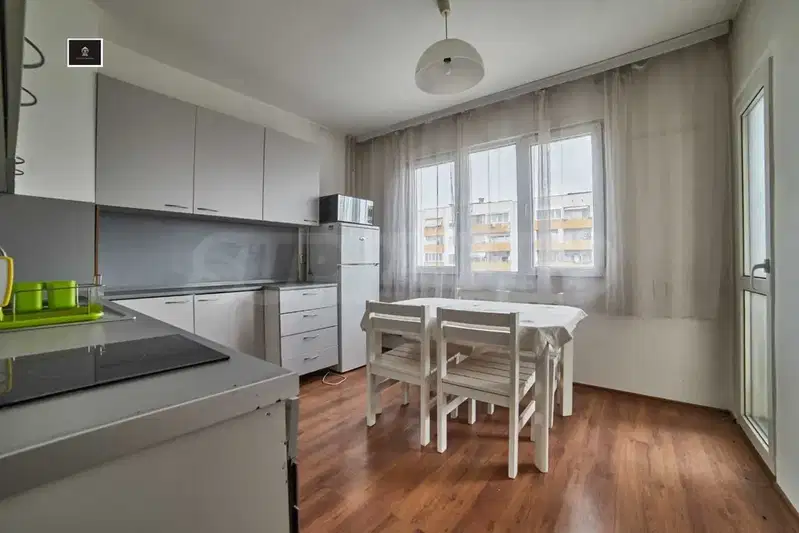 4-bedroom apartment in Модерно предие