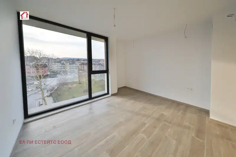 4-bedroom apartment in Sv.Sv. Konstantin I Elena